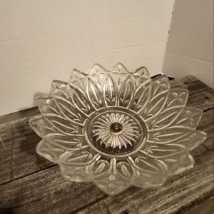 Vintage Federal Glass clear pedestal bowl 10 inches.